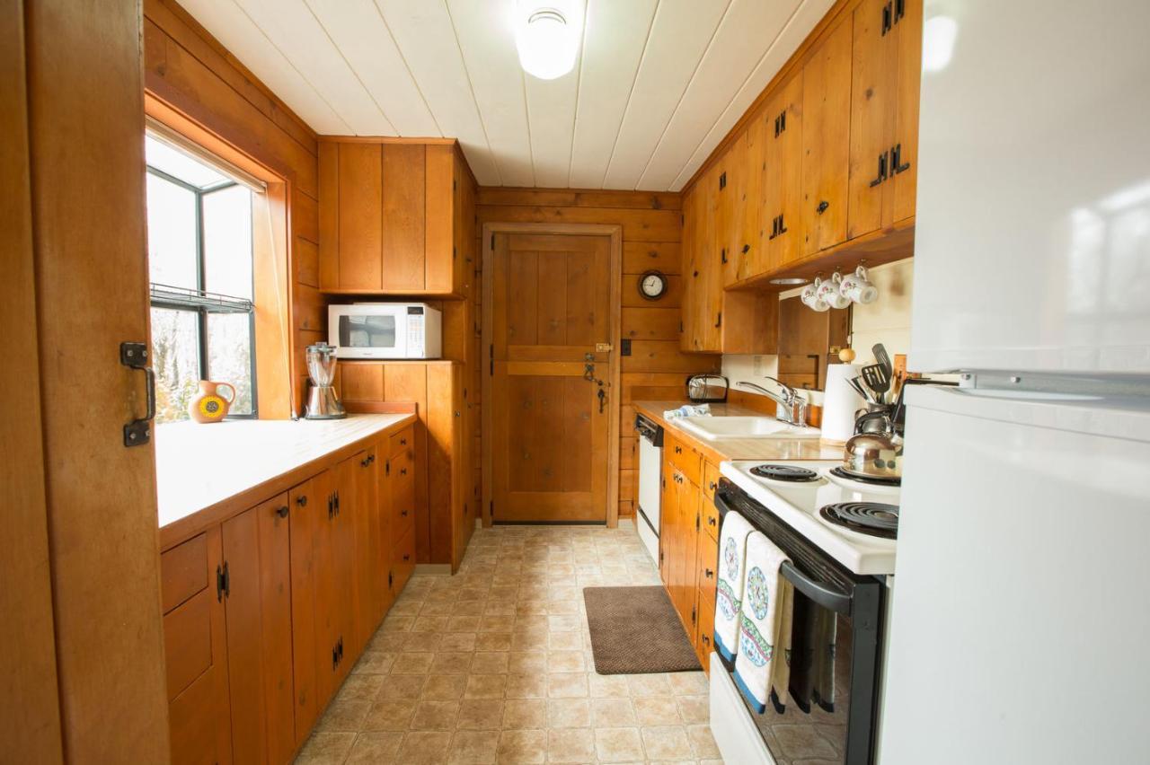 Mirror Pond Bungalow Bend Eksteriør bilde